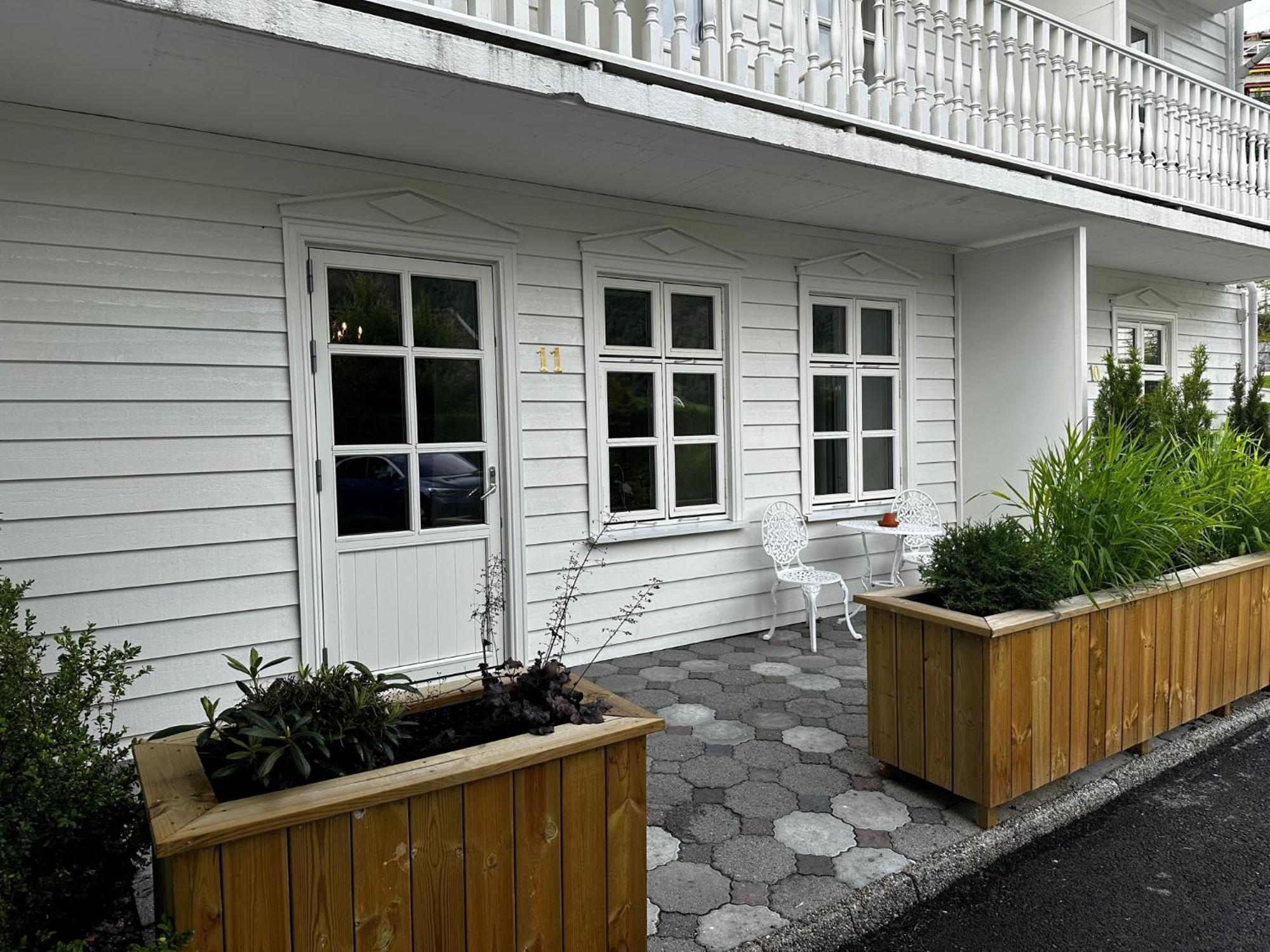 Hofslund Fjord Hotel Sogndal Exterior photo