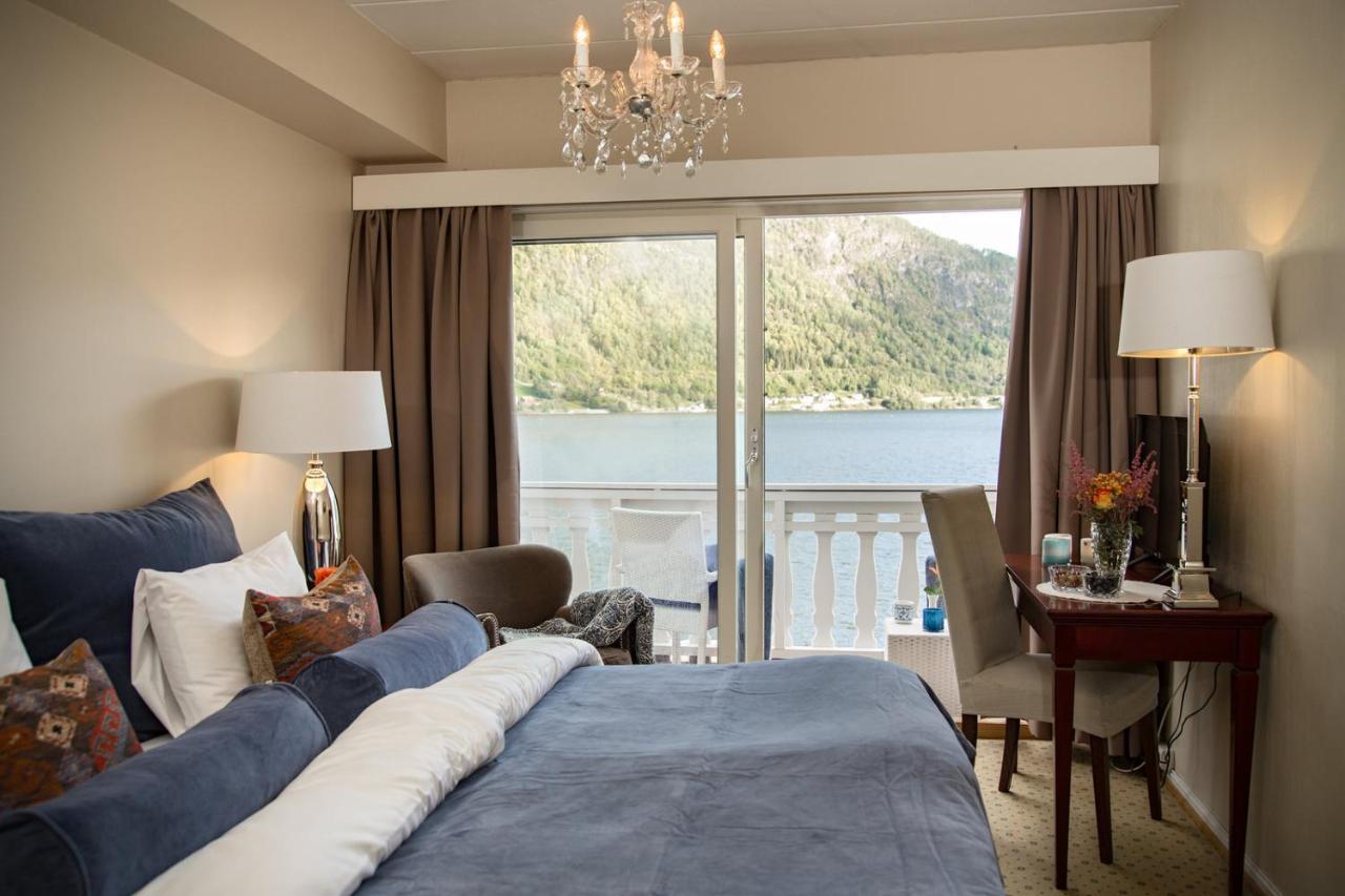 Hofslund Fjord Hotel Sogndal Exterior photo